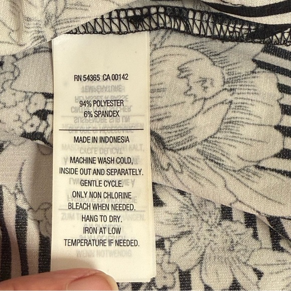 Nygard 1X Black White Striped Floral Blouse Tunic Top Collared 3/4 Sleeve - Picture 7 of 8